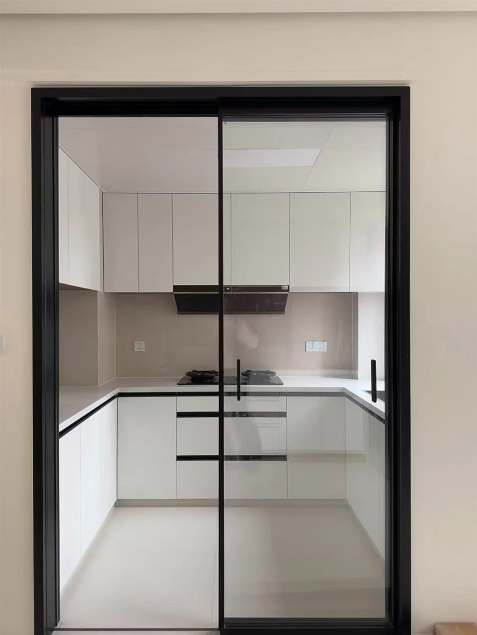 Aluminium Sliding Windows And Doors factory